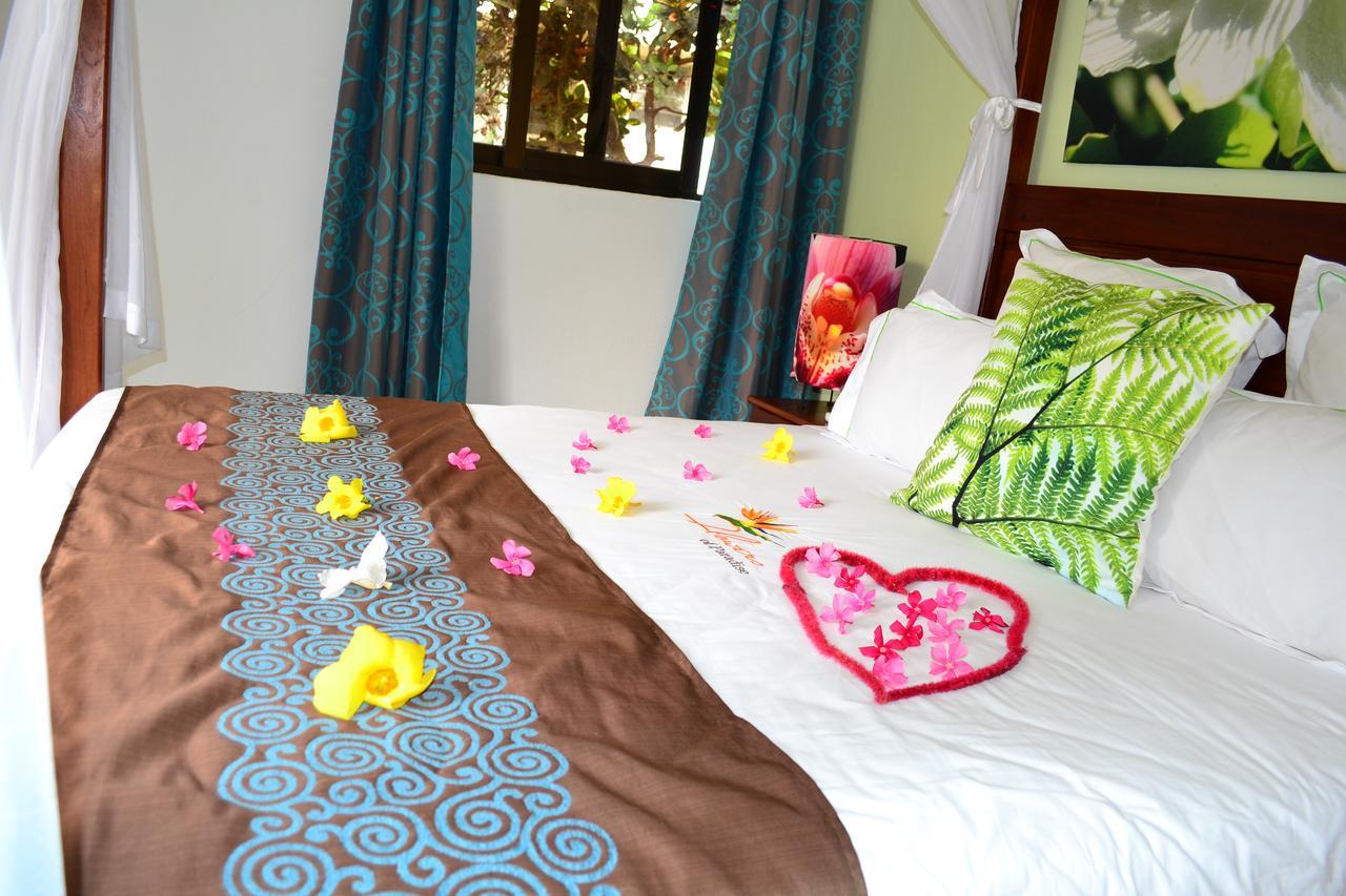 Flowers Of Paradise Pereybere Beach Exterior foto