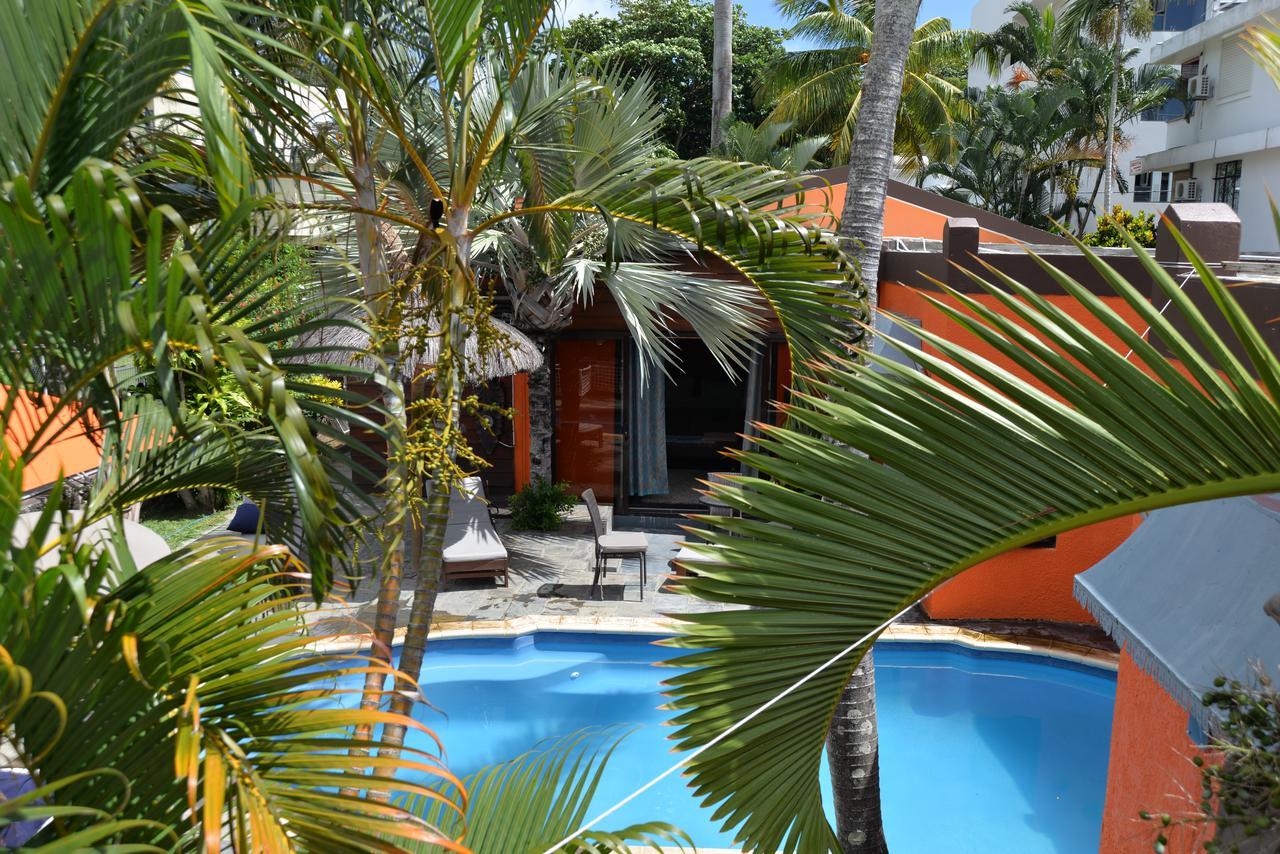 Flowers Of Paradise Pereybere Beach Exterior foto